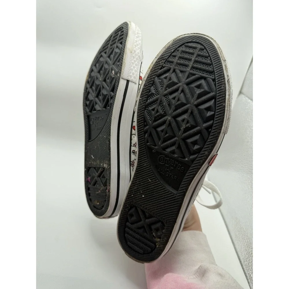 Hello Kitty X Converse Chuck Taylor All Stars Low Top‎ 163916F Youth Girls 3 Y